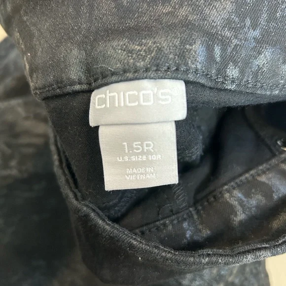 Chico's Black Pull on Foil Snakeskin Jeans for Women, Size 10 - Picture 3 of 7